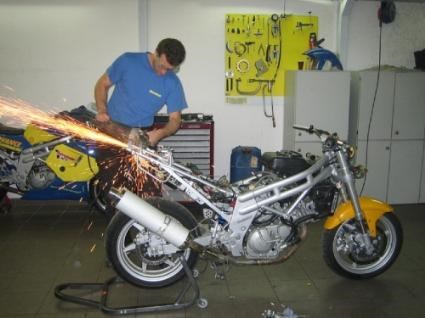 Umgebautes Motorrad Hyosung GT 650 R von Rameis Motorradhandel - Bild 4 Umgebautes Motorrad Hyosung GT 650 R von Rameis Motorradhandel - Bild 4