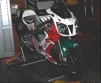 Umgebautes Motorrad Honda VTR 1000 SP-1 von Honda Semmler GbR - Bild 2 Umgebautes Motorrad Honda VTR 1000 SP-1 von Honda Semmler GbR - Bild 2