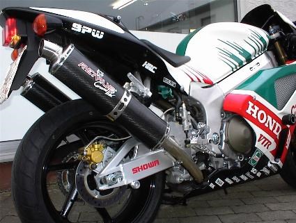 Umgebautes Motorrad Honda VTR 1000 SP-1 von Honda Semmler GbR - Bild 8 Umgebautes Motorrad Honda VTR 1000 SP-1 von Honda Semmler GbR - Bild 8