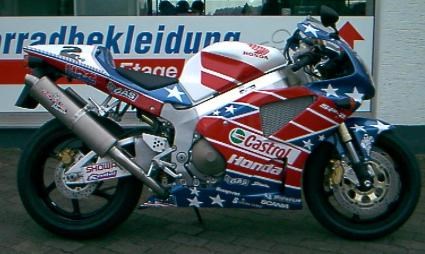 Umgebautes Motorrad Honda VTR 1000 SP-2 von Honda Semmler GbR - Bild 2 Umgebautes Motorrad Honda VTR 1000 SP-2 von Honda Semmler GbR - Bild 2