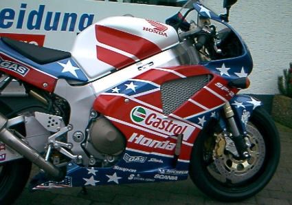 Umgebautes Motorrad Honda VTR 1000 SP-2 von Honda Semmler GbR - Bild 4 Umgebautes Motorrad Honda VTR 1000 SP-2 von Honda Semmler GbR - Bild 4