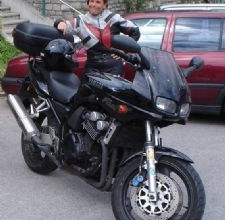 Yamaha FZS 600 Fazer Yamaha FZS 600 Fazer