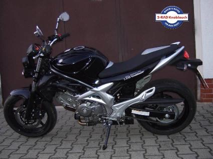 Umgebautes Motorrad Suzuki SFV 650 Gladius von 2Rad-Knoblauch - Bild 5 Umgebautes Motorrad Suzuki SFV 650 Gladius von 2Rad-Knoblauch - Bild 5