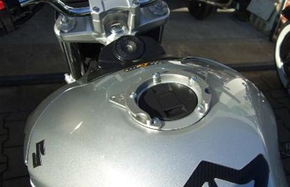 Suzuki GSR 600 Custom Bike Suzuki GSR 600 Custom Bike