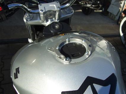Umgebautes Motorrad Suzuki GSR 600 von 2Rad-Knoblauch - Bild 1 Umgebautes Motorrad Suzuki GSR 600 von 2Rad-Knoblauch - Bild 1
