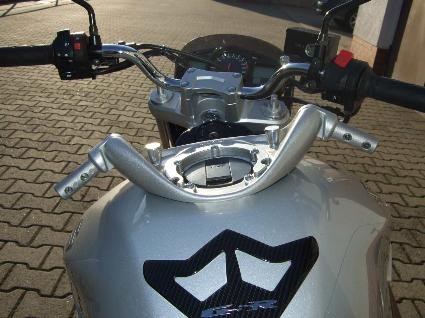 Umgebautes Motorrad Suzuki GSR 600 von 2Rad-Knoblauch - Bild 5 Umgebautes Motorrad Suzuki GSR 600 von 2Rad-Knoblauch - Bild 5