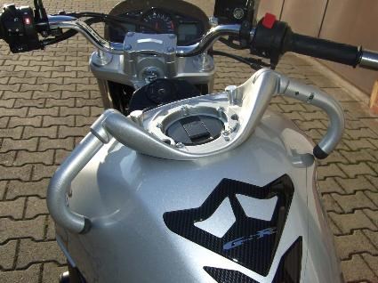 Umgebautes Motorrad Suzuki GSR 600 von 2Rad-Knoblauch - Bild 9 Umgebautes Motorrad Suzuki GSR 600 von 2Rad-Knoblauch - Bild 9