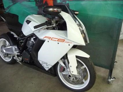 Umgebautes Motorrad KTM 1190 RC8 von Bräuer Motorradsport KG - Bild 2 Umgebautes Motorrad KTM 1190 RC8 von Bräuer Motorradsport KG - Bild 2