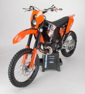 Umgebautes Motorrad KTM 300 EXC von Bräuer Motorradsport KG - Bild 1 Umgebautes Motorrad KTM 300 EXC von Bräuer Motorradsport KG - Bild 1