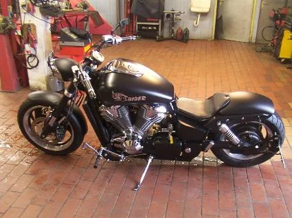 Umbgebautes Motorrad Honda VTX 1800 Bild 2: Umbgebautes Motorrad Honda VTX 1800