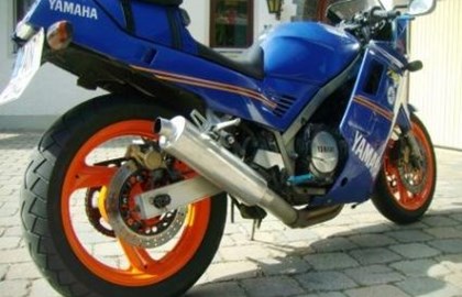 Yamaha FZ 750 Custom Bike