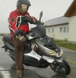 Aprilia SR 50 DiTech Custom Bike Aprilia SR 50 DiTech Custom Bike
