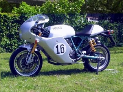 Umgebautes Motorrad Ducati Paul Smart 1000 von 4erleihnix - Bild 1