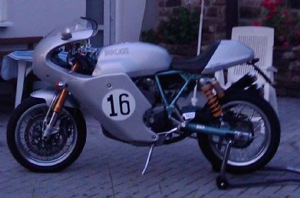 Umgebautes Motorrad Ducati Paul Smart 1000 von 4erleihnix - Bild 8