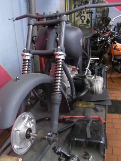 Umgebautes Motorrad BMW R 75 von Autohaus MK Müller GmbH - Bild 6 Umgebautes Motorrad BMW R 75 von Autohaus MK Müller GmbH - Bild 6