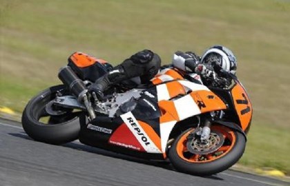 Honda CBR 900 RR Fireblade Custom Bike Honda CBR 900 RR Fireblade Custom Bike