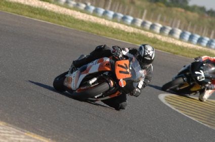 Umgebautes Motorrad Honda CBR 900 RR Fireblade von mervin - Bild 7 Umgebautes Motorrad Honda CBR 900 RR Fireblade von mervin - Bild 7