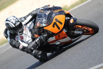 Umgebautes Motorrad Honda CBR 900 RR Fireblade von mervin - Bild 2 Umgebautes Motorrad Honda CBR 900 RR Fireblade von mervin - Bild 2