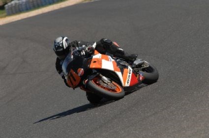 Umgebautes Motorrad Honda CBR 900 RR Fireblade von mervin - Bild 4 Umgebautes Motorrad Honda CBR 900 RR Fireblade von mervin - Bild 4