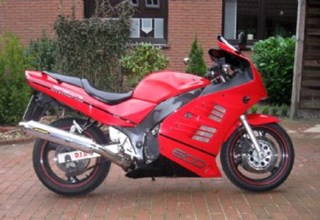 Suzuki RF 600 R