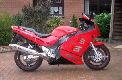 Umgebautes Motorrad Suzuki RF 600 R von emskopp - Bild 1 Umgebautes Motorrad Suzuki RF 600 R von emskopp - Bild 1