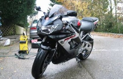 Honda CBR 900 RR Fireblade Custom Bike Honda CBR 900 RR Fireblade Custom Bike