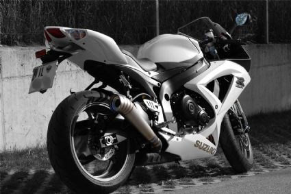 Umgebautes Motorrad Suzuki GSX-R 600 von Georg_Huber - Bild 4