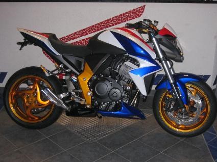 Umgebautes Motorrad Honda CB 1000 R von Motorrad Kreiselmeyer GmbH - Bild 2 Umgebautes Motorrad Honda CB 1000 R von Motorrad Kreiselmeyer GmbH - Bild 2