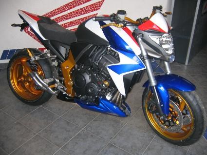 Umgebautes Motorrad Honda CB 1000 R von Motorrad Kreiselmeyer GmbH - Bild 6 Umgebautes Motorrad Honda CB 1000 R von Motorrad Kreiselmeyer GmbH - Bild 6