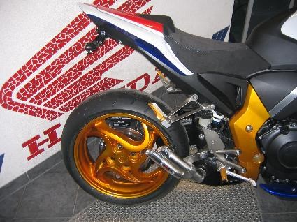 Umgebautes Motorrad Honda CB 1000 R von Motorrad Kreiselmeyer GmbH - Bild 7 Umgebautes Motorrad Honda CB 1000 R von Motorrad Kreiselmeyer GmbH - Bild 7