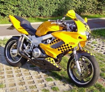 Umgebautes Motorrad Honda VTR 1000 F Fire Storm von Alibaert - Bild 8 Umgebautes Motorrad Honda VTR 1000 F Fire Storm von Alibaert - Bild 8