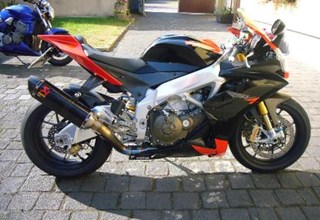 Aprilia RSV 4 Factory