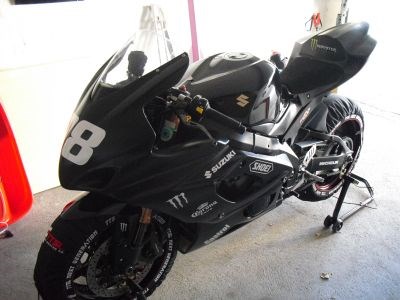 Umgebautes Motorrad Suzuki GSX-R 1000 von ManiacRocker - Bild 2 Umgebautes Motorrad Suzuki GSX-R 1000 von ManiacRocker - Bild 2
