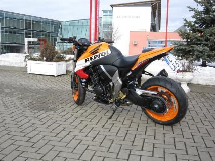 Umgebautes Motorrad Honda CB 1000 R von Motorradcenter Keßler - Bild 9 Umgebautes Motorrad Honda CB 1000 R von Motorradcenter Keßler - Bild 9