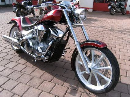 Rebuilt motorbike Honda VT 1300 CX Bild 2: Rebuilt motorbike Honda VT 1300 CX
