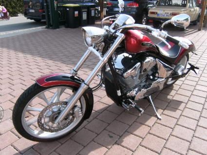 Umgebautes Motorrad Honda VT 1300 CX von Zweiradtechnik Jörg Schlieter - Bild 3 Umgebautes Motorrad Honda VT 1300 CX von Zweiradtechnik Jörg Schlieter - Bild 3