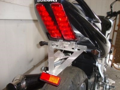 Umgebautes Motorrad Suzuki SV 1000 von bandittom - Bild 5 Umgebautes Motorrad Suzuki SV 1000 von bandittom - Bild 5