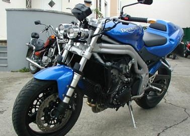 Triumph Speed Triple 1050 Custom Bike