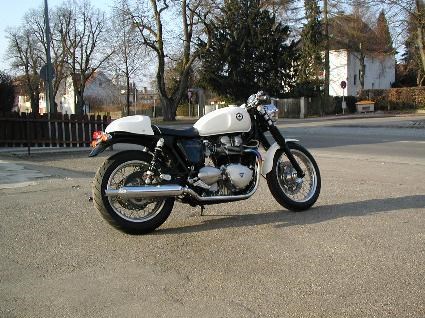 Umgebautes Motorrad Triumph Bonneville von Hamann Motorrad-Technik GmbH - Bild 7 Umgebautes Motorrad Triumph Bonneville von Hamann Motorrad-Technik GmbH - Bild 7