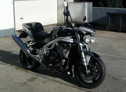 Umgebautes Motorrad Triumph Speed Triple 955i von Hamann Motorrad-Technik GmbH - Bild 5 Umgebautes Motorrad Triumph Speed Triple 955i von Hamann Motorrad-Technik GmbH - Bild 5
