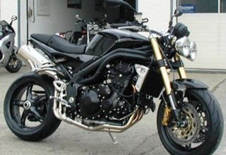 Triumph Speed Triple 1050