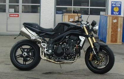 Triumph Speed Triple 1050 Custom Bike