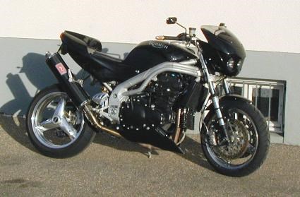 Umgebautes Motorrad Triumph Speed Triple 1050 von Hamann Motorrad-Technik GmbH - Bild 8 Umgebautes Motorrad Triumph Speed Triple 1050 von Hamann Motorrad-Technik GmbH - Bild 8