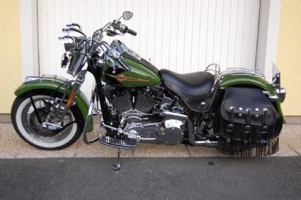 Umgebautes Motorrad Harley-Davidson Softail Heritage Springer FLSTS von Klesi - Bild 3