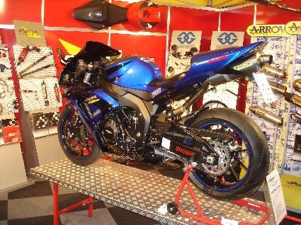 Umgebautes Motorrad Honda CBR1000RR Fireblade von Motorradcenter Keßler - Bild 4 Umgebautes Motorrad Honda CBR1000RR Fireblade von Motorradcenter Keßler - Bild 4