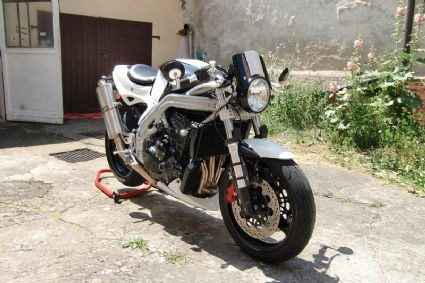 Umgebautes Motorrad Triumph Speed Triple 955i von Exothor - Bild 4 Umgebautes Motorrad Triumph Speed Triple 955i von Exothor - Bild 4