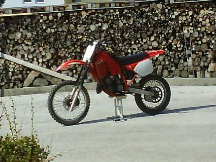 Umgebautes Motorrad Honda CR 125 R von friend20067 - Bild 1 Umgebautes Motorrad Honda CR 125 R von friend20067 - Bild 1
