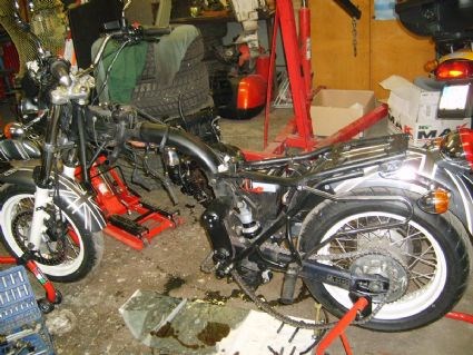 Umgebautes Motorrad Triumph Legend TT von brazel - Bild 9 Umgebautes Motorrad Triumph Legend TT von brazel - Bild 9