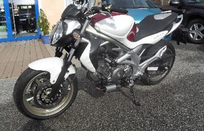 Suzuki SFV 650 Gladius Custom Bike Suzuki SFV 650 Gladius Custom Bike
