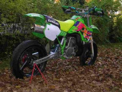 Kawasaki KX500: uma moto que você precisa pilotar antes de morrer